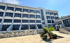 Bellapais Oasis Hotel
